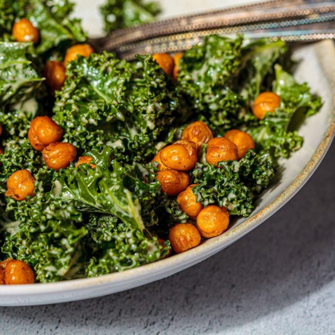 Healthy Kale and Roasted Chickpea Salad